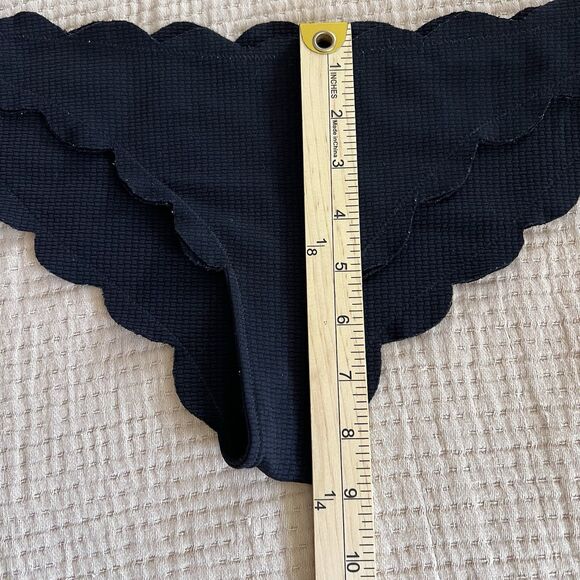 MARYSIA Antibes Scalloped Seersucker Bikini Bottom Women Large Reversible $159 - Picture 4 of 7